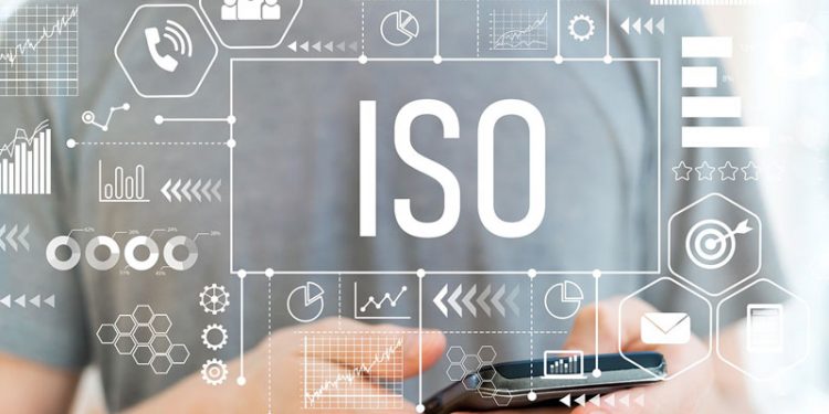 انطباق بیمه کوثر با قوانین و استاندارد‌های بین المللی