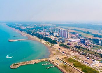 منطقه آزاد انزلی دریچه‌ای برای توسعه صادرات