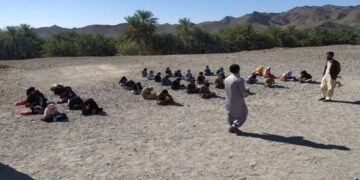 قراررارگاه جهادی رضوان پیشران در حوزه مدرسه سازی در نقام محروم کشور