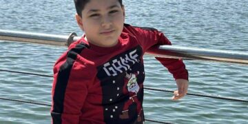 کارن حاجی بابا نابغه ی نوجوان ایران را بشناسیم