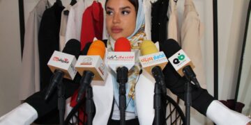 طراحی لباس یک هنر خلاقانه و نوآورانه است