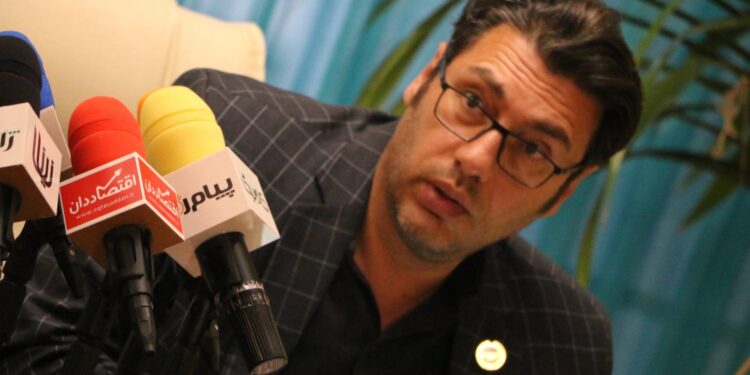 گذری بر بیوگرافی کیوان ظهرابی