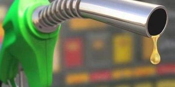 قیمت بنزین چرخه معیوب و کشنده ، بلای جان مردم و اقتصاد ایران است.