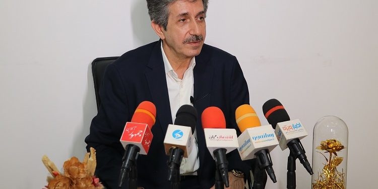 پزشکان، وکلا و متخصصان پای کار نیازمندان؛ اجرای طرح «نذر تخصص»
