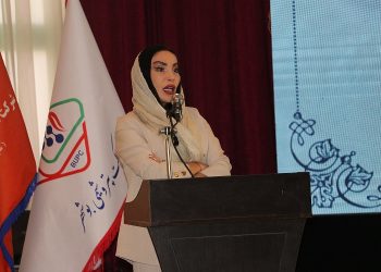 بنیان‌گذار «رمز موفقیت» بر اهمیت ارتباطات انسانی در توسعه کسب‌وکار تأکید کرد